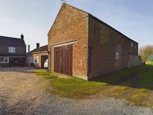 Front Barn- click for photo gallery